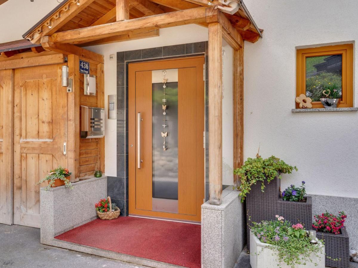 Land On The Kppl Mountain Chains Kappl  Exterior foto